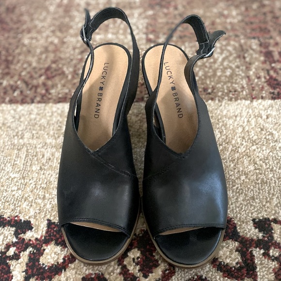 Lucky brand leather peep toe shoes - Picture 3 of 8